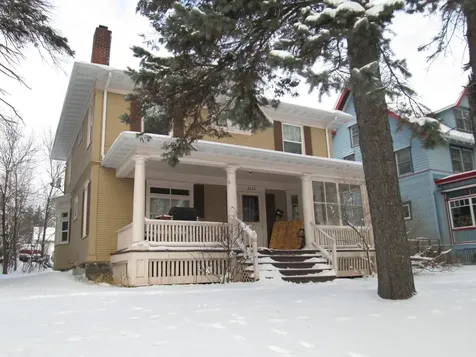 2123 E 4th Street Duluth MN 55812