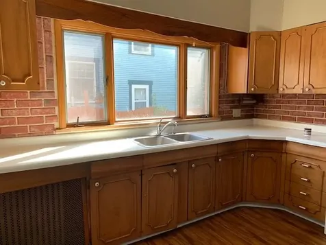 2123 E 4th Street Duluth MN 55812