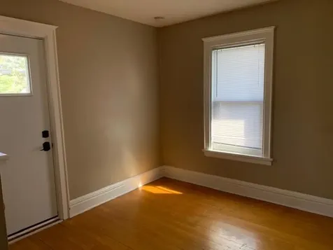2123 E 4th Street Duluth MN 55812