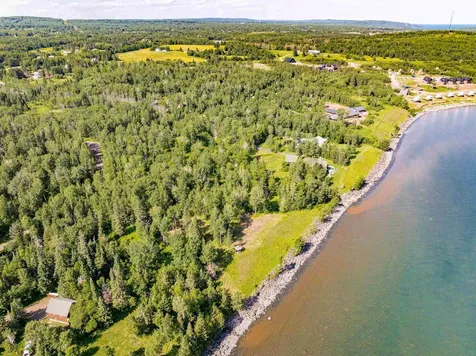 966 W Bay Road Two Harbors MN 55616