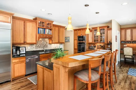 2610 E 8th Street Duluth MN 55812