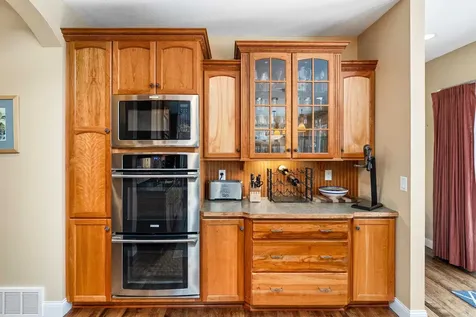 2610 E 8th Street Duluth MN 55812