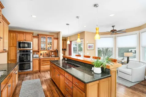 2610 E 8th Street Duluth MN 55812