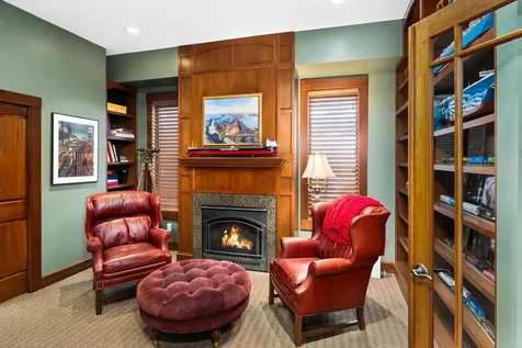 2610 E 8th Street Duluth MN 55812