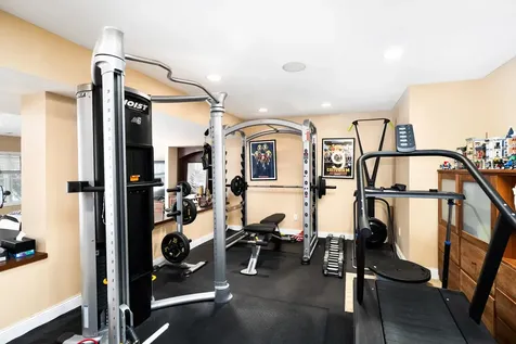 2610 E 8th Street Duluth MN 55812