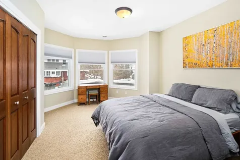 2610 E 8th Street Duluth MN 55812