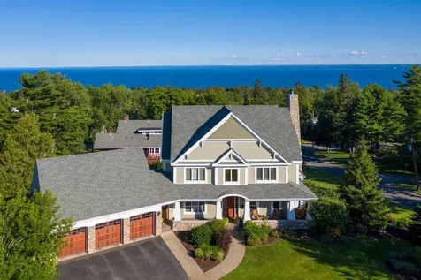 2610 E 8th Street Duluth MN 55812
