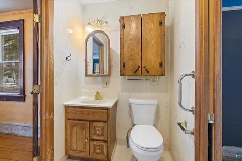 404 Itasca Avenue Hibbing MN 55746-9355