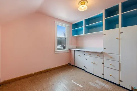 404 Itasca Avenue Hibbing MN 55746-9355