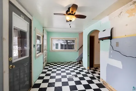 404 Itasca Avenue Hibbing MN 55746-9355