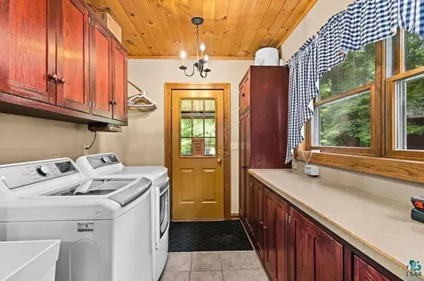 4822 E Tri Lakes Road Superior WI 54880