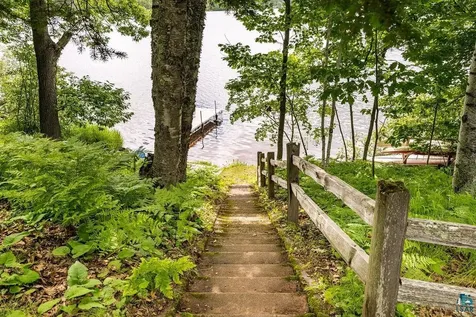 4822 E Tri Lakes Road Superior WI 54880