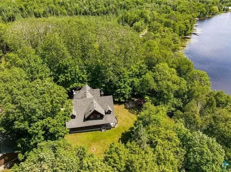 4822 E Tri Lakes Road Superior WI 54880