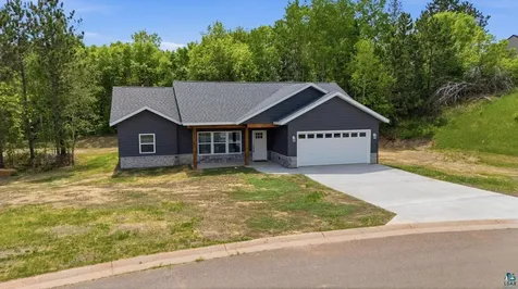 912 Carter Creek Eveleth MN 55734