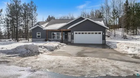 912 Carter Creek Eveleth MN 55734
