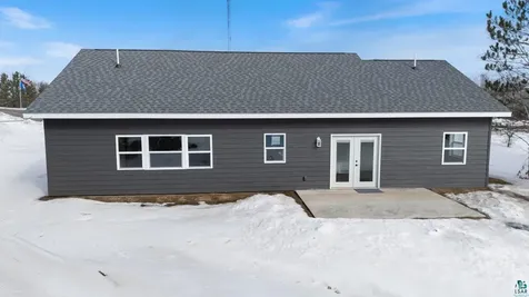 912 Carter Creek Eveleth MN 55734
