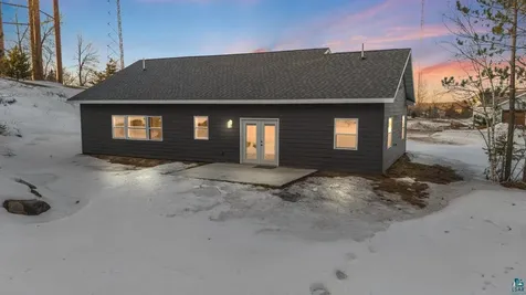 912 Carter Creek Eveleth MN 55734