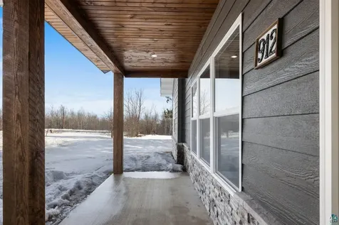 912 Carter Creek Eveleth MN 55734