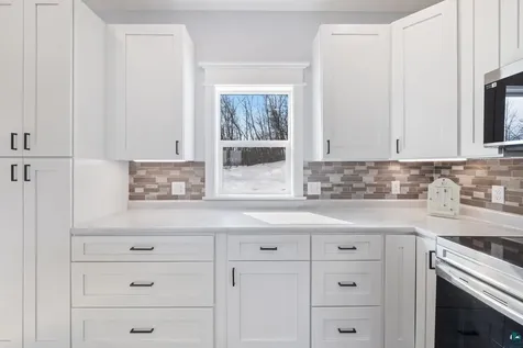 912 Carter Creek Eveleth MN 55734