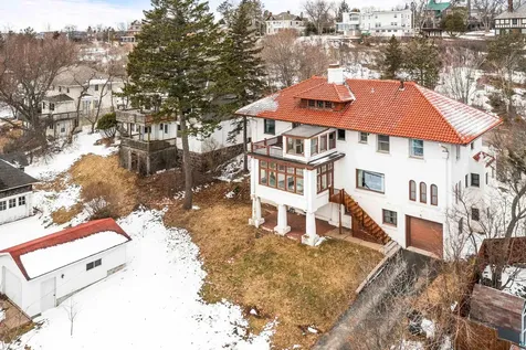 2514 E Superior Street Duluth MN 55812