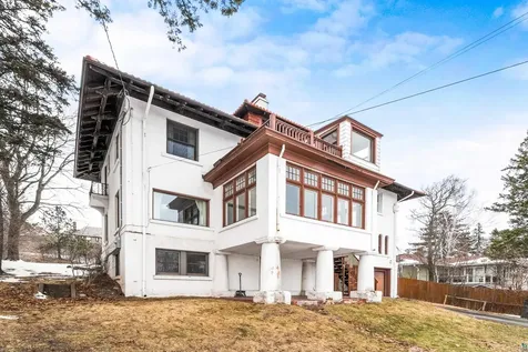 2514 E Superior Street Duluth MN 55812