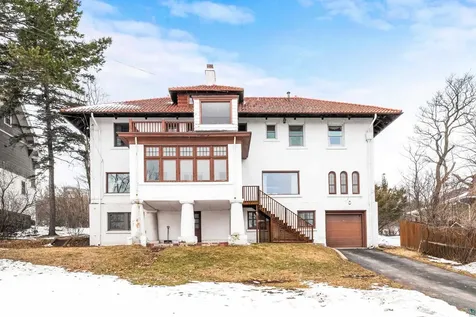 2514 E Superior Street Duluth MN 55812