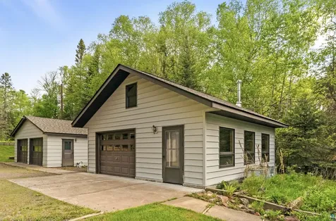 1480 Devil Track Road Grand Marais MN 55604