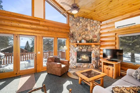 2826 Highway 61 Two Harbors MN 55616