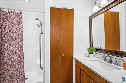 1838 Shilhon Road Duluth MN 55804