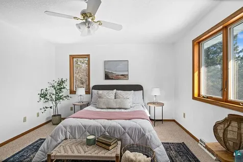 1838 Shilhon Road Duluth MN 55804