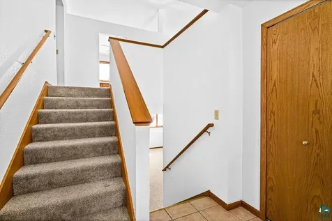 1838 Shilhon Road Duluth MN 55804