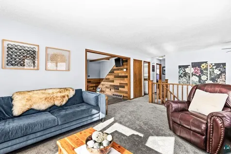 5469 Martin Road Duluth MN 55811