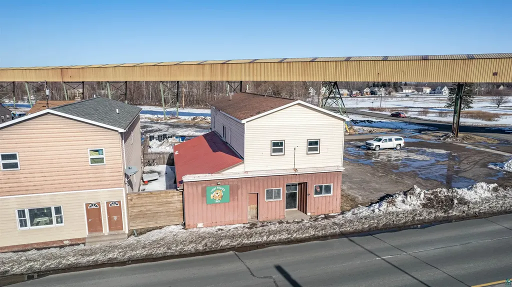 3823 E 2nd Street Superior WI 54880