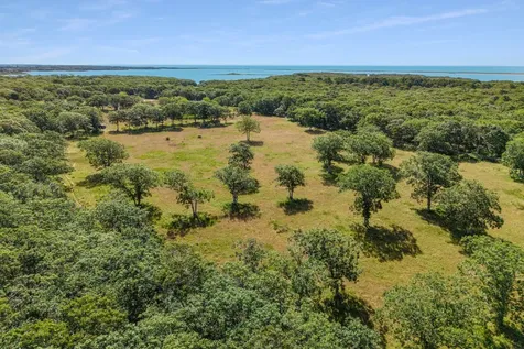 3 Jacobs Neck Road (South Lot 2) Edgartown MA 02539