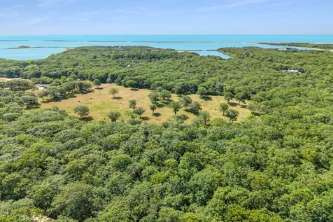 3 Jacobs Neck Road (North Lot 1) Edgartown MA 02539