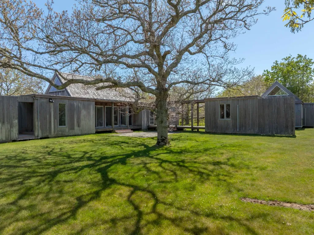 7 Black Point Road Chilmark MA 02535