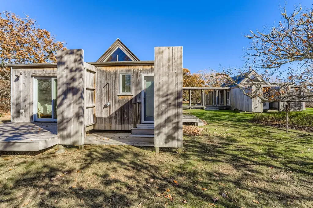 7 Black Point Road Chilmark MA 02535
