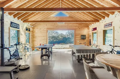 7 Black Point Road Chilmark MA 02535
