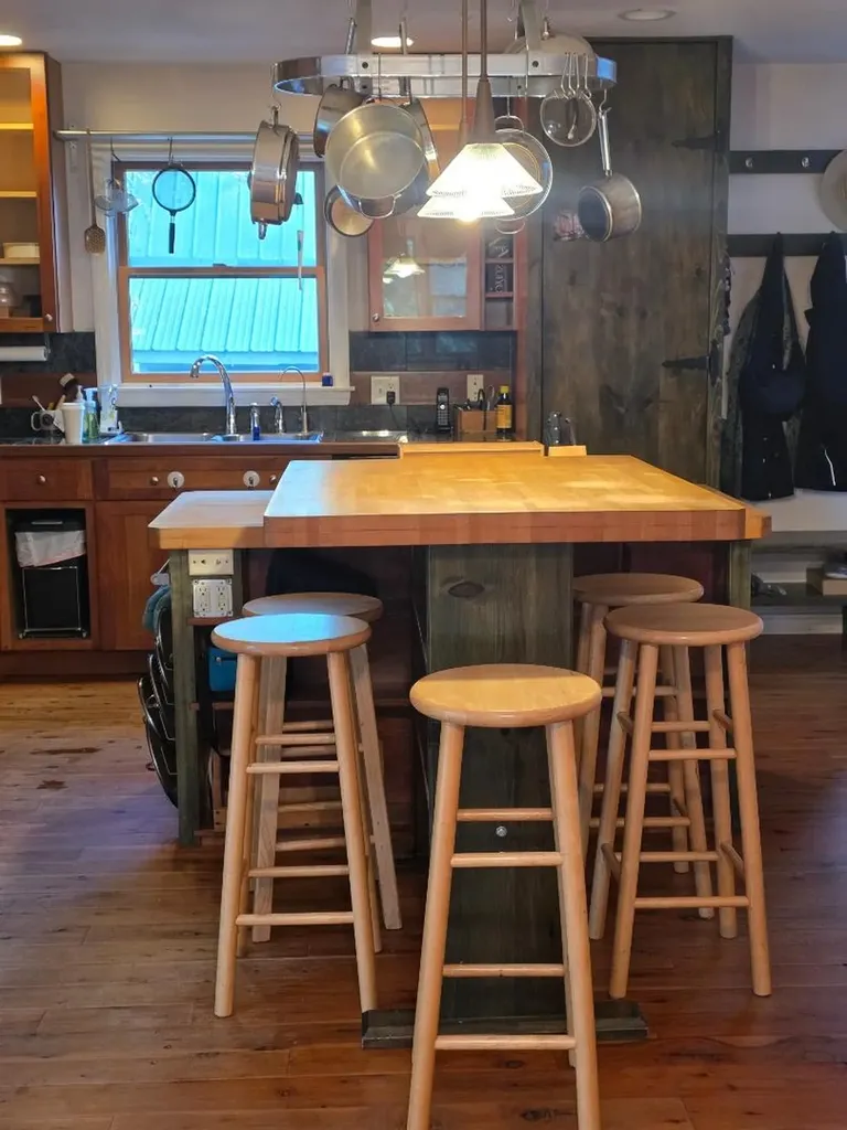 33 Alyssa Lane Vineyard Haven MA 02568