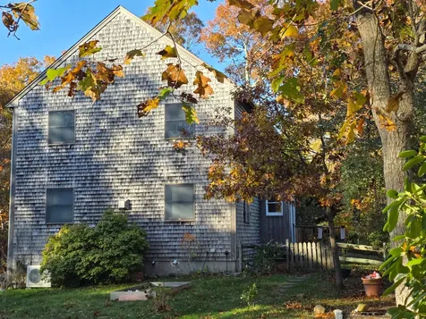 33 Alyssa Lane Vineyard Haven MA 02568