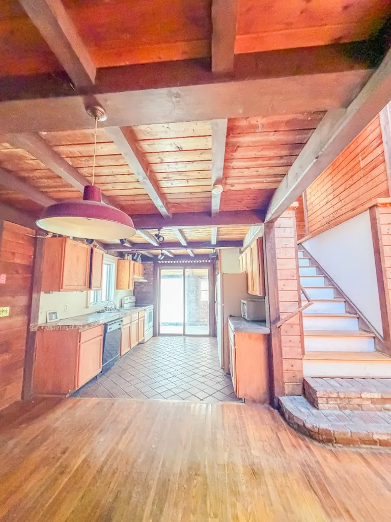 25 Vineyard Meadow Farms Road West Tisbury MA 02575