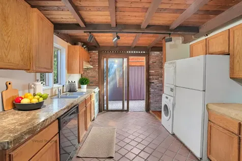 25 Vineyard Meadow Farms Road West Tisbury MA 02575