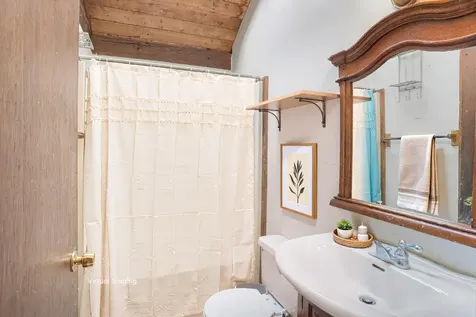 25 Vineyard Meadow Farms Road West Tisbury MA 02575