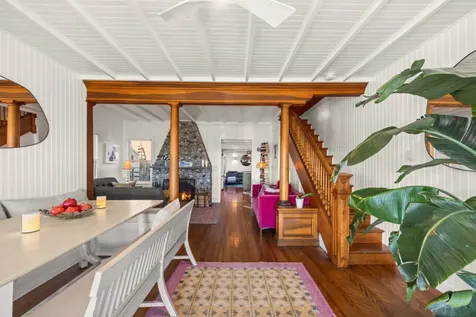 33 Ocean Avenue Oak Bluffs MA 02557