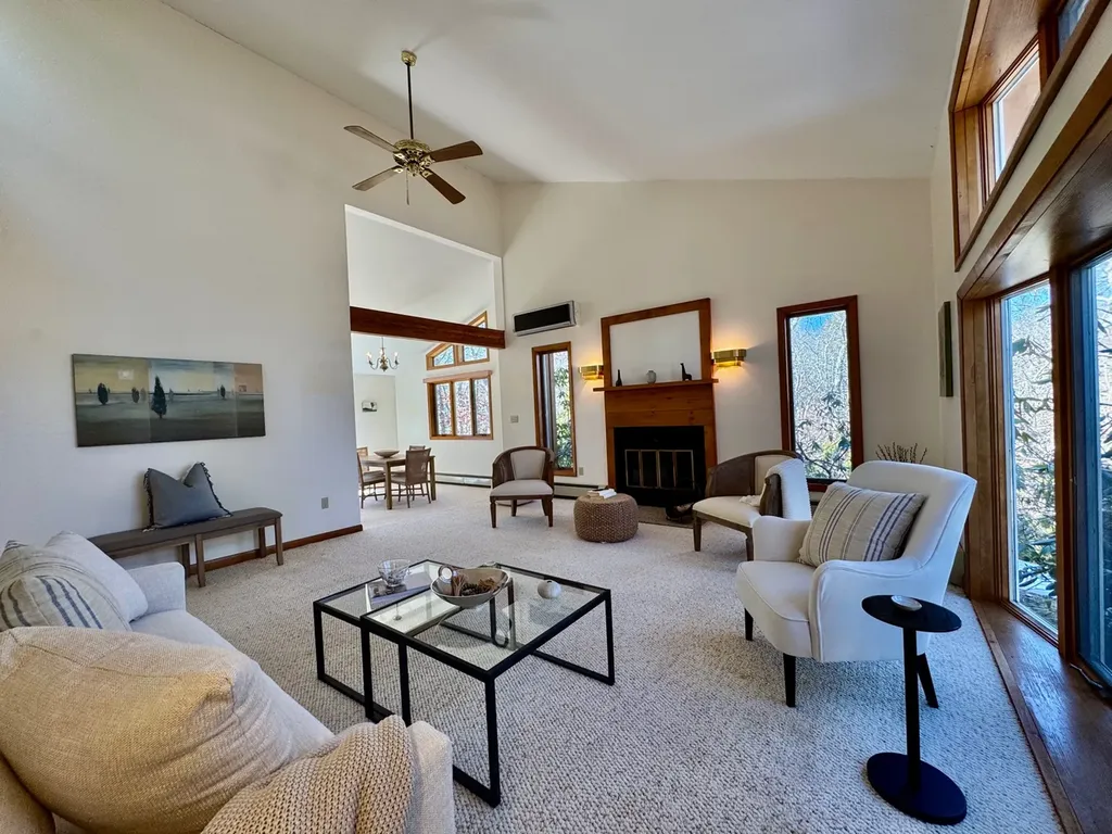 103 Meadow View Road Oak Bluffs MA 02557
