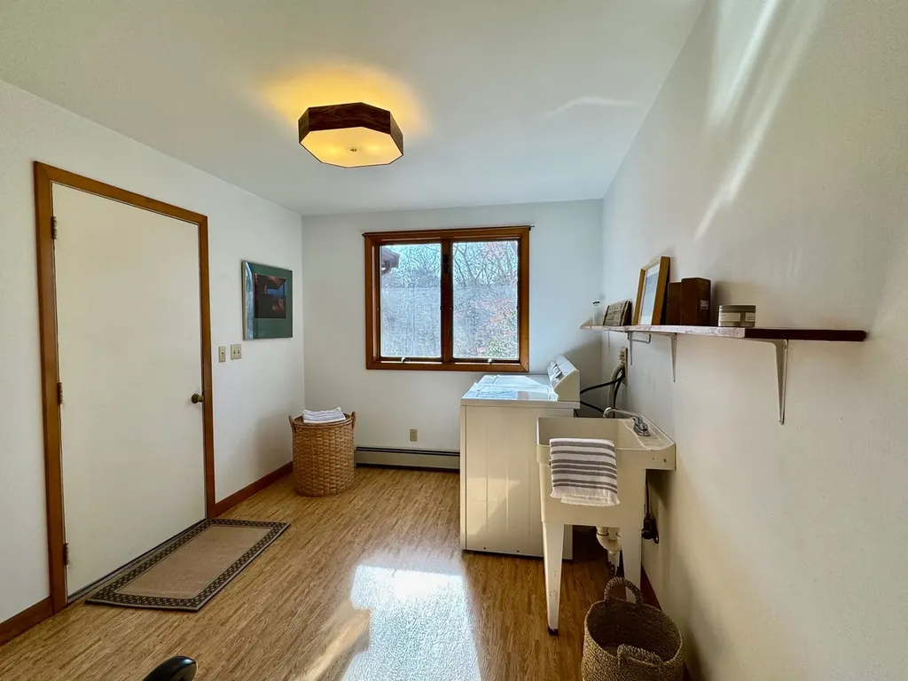 103 Meadow View Road Oak Bluffs MA 02557