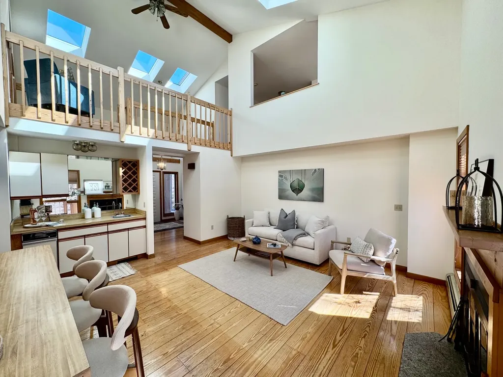 103 Meadow View Road Oak Bluffs MA 02557