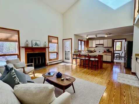 103 Meadow View Road Oak Bluffs MA 02557