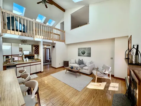 103 Meadow View Road Oak Bluffs MA 02557