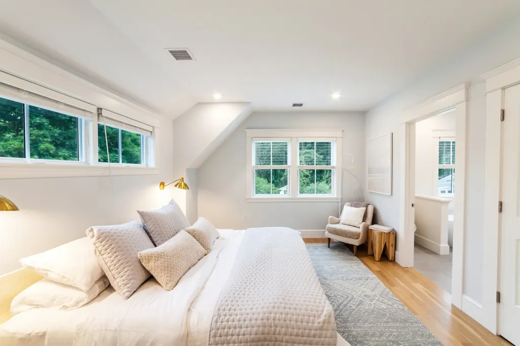 38 Pinehurst Road Edgartown MA 02539